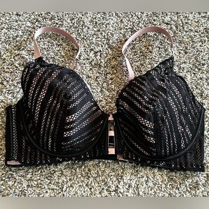 Victoria’s Secret 36DD Black and Pink Plunge Bra